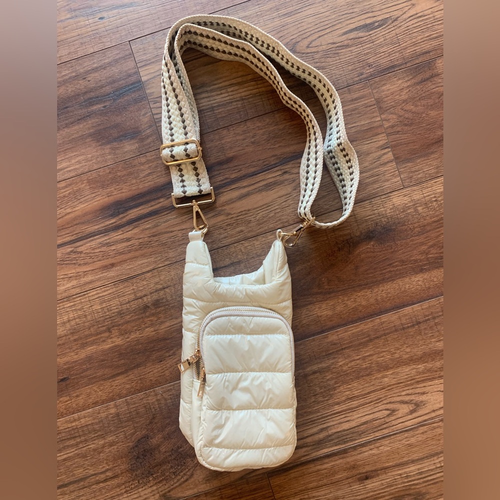 WanderFull Ivory Glossy HydroBag